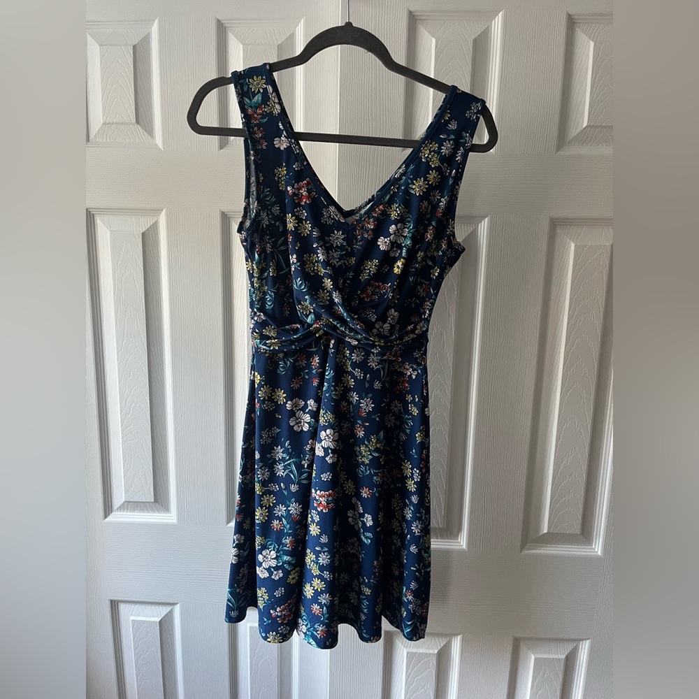 Women’s blue dress , like new, size s